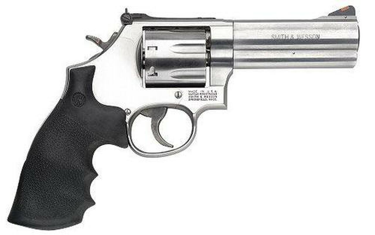 Smith &amp; Wesson 686 Plus Single/Double 357 Magnum 4" Barrel, Black Synthetic Grip, 7rd