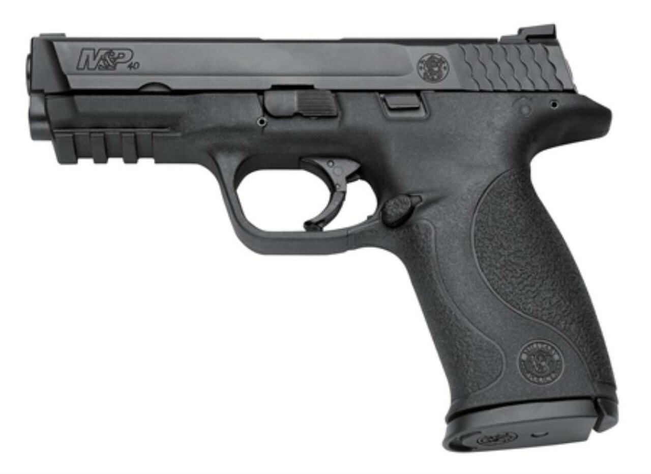 Smith &amp; Wesson M&amp;P40 40 S&amp;W, 4.2" Barrel, Night Sights, 10+1rd