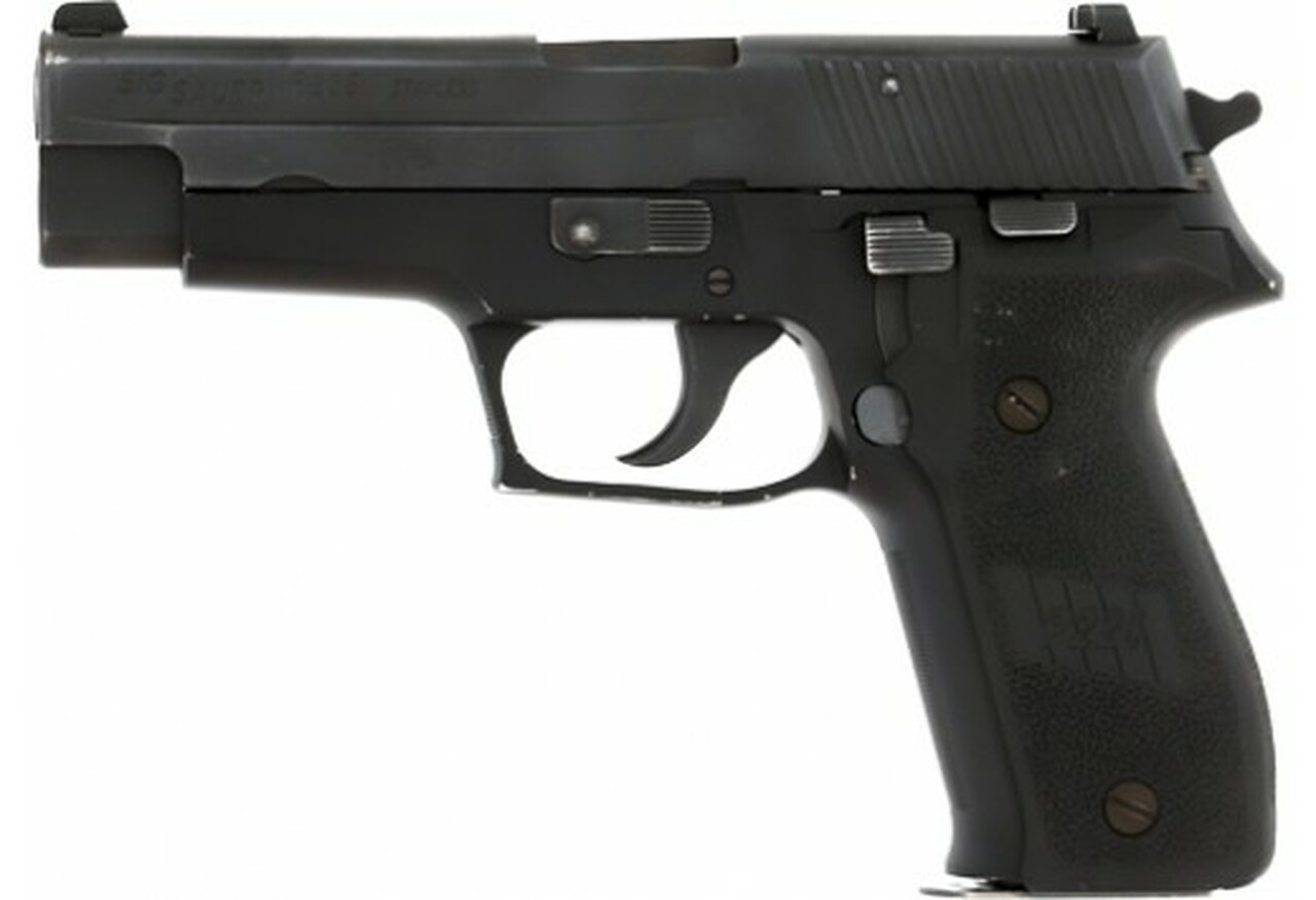 SIG P226 Used 40 S&amp;W Good Condition, 3-12 rd Mags