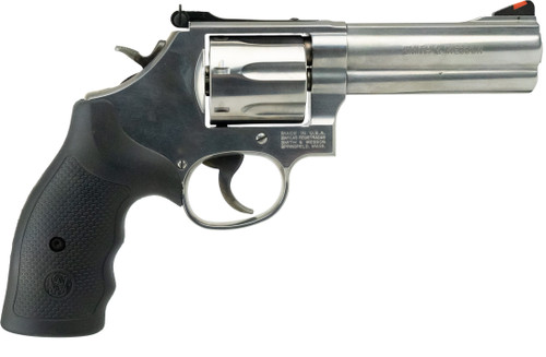 *USED* Smith & Wesson 686 Plus 357 Magnum 4" Barrel, Silver, Black Synthetic Grip, 7rd