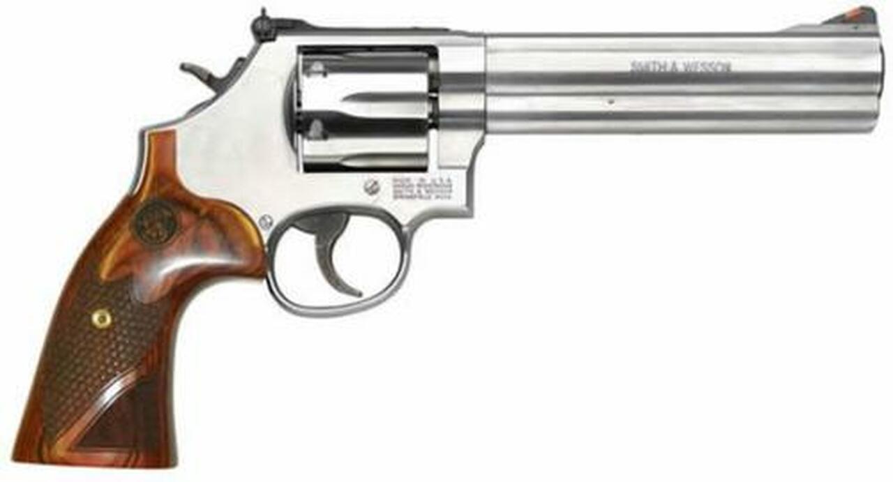 Smith & Wesson 629 Deluxe .44 Magnum
